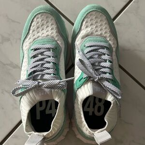 P448 Sneakers